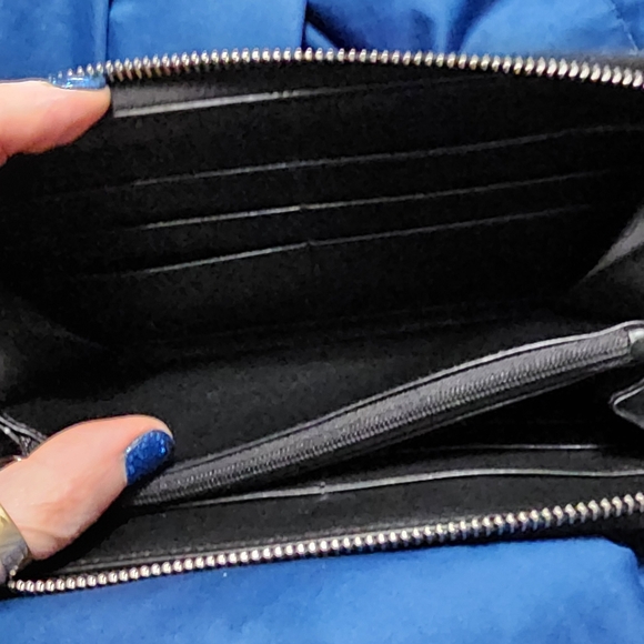 GUCCI MICROGUCCISIMA LEATHER ZIP AROUND WALLET - Picture 5 of 10